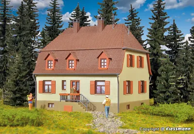 Kibri - H0 House with hipped roof 火车模型