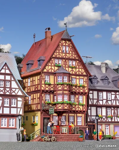 Kibri - H0 House with oriel in Miltenberg 火车模型