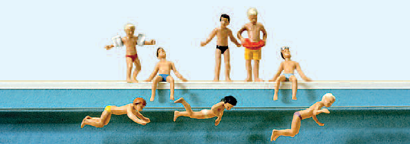 Kinder im Schwimmbad