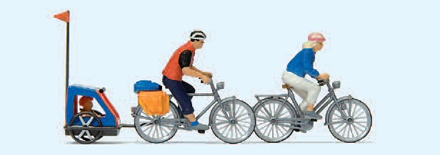 Familie auf Radtour