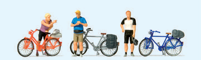Stehende Radfahrer in sportlicher Kleidung (2)