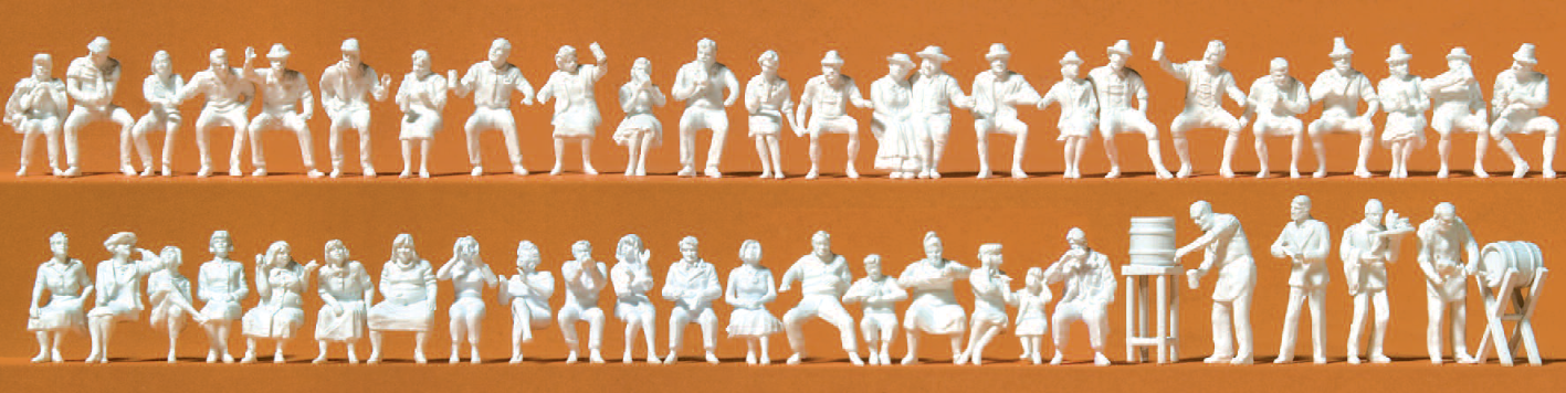 Im Biergarten. 47 unbemalte Miniaturfiguren. Zubehör. Bausatz