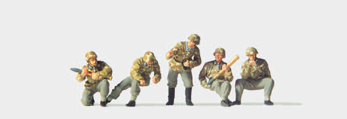 Geschützbedienung zu 7,5 cm PAK 40. Deutsches Reich 1939-45. 5 unbemalte Miniaturfiguren. Bausatz