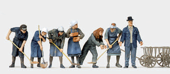 Trümmerfrauen. 7 unbemalte Miniaturfiguren. Zubehör. Bausatz