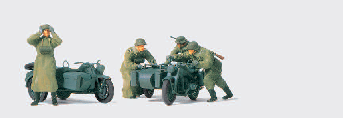 Kradschützen schiebend. Motorrad Zündapp KS 750. Deutsches Reich 1939-45. 4 unbemalte Miniaturfiguren. 2 Motorräder mit Beiwagen. Bausatz