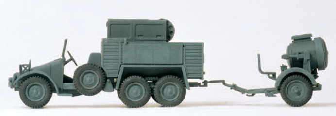 Scheinwerferkraftwagen Kfz 83. Krupp. Mit Generator und 60 cm Flakscheinwerfer auf Sonderanhänger SdAnh 51. Deutsches Reich 1939-45. Bausatz