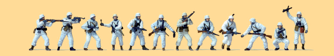 Infanterie, kämpfend. Winteruniform. Deutsches Reich 1943-45. 12 unbemalte Miniaturfiguren. Bausatz