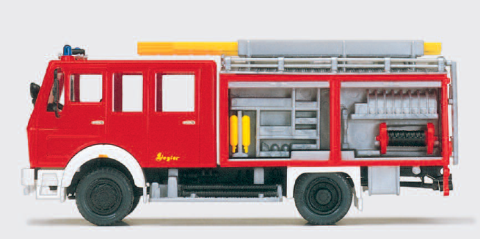 Löschgruppenfahrzeug LF 16. Mercedes-Benz 1019 AF/36. Aufbau ZIEGLER. Mit Inneneinrichtung. Bausatz