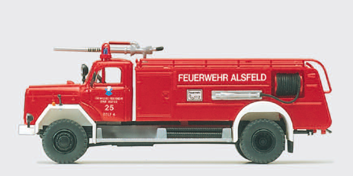 Zubringerlöschfahrzeug ZB 6/24 S-15. F Magirus 200 D 16 A. Ausführung Hessen. Bausatz