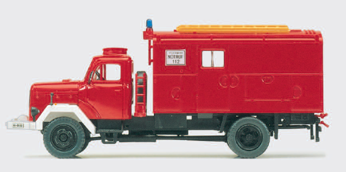 Gerätekraftwagen GKW. Feuerwehr. Magirus F Mercur 120 D 10 A. Bausatz
