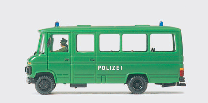 Gruppenkraftwagen Grukw. Polizei. Mercedes-Benz L 508 D. Fertigmodell