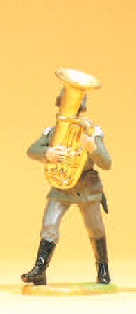 Musiker im Marsch, mit großem Baß
