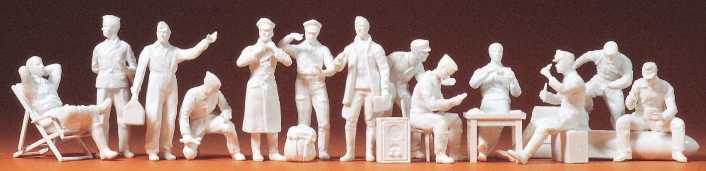 Piloten und Bodenpersonal. Luftwaffe. Deutsches Reich 1935-45. 13 unbemalte Miniaturfiguren. Bausatz