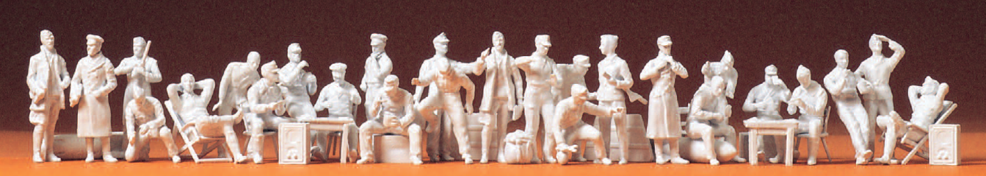 Piloten und Bodenpersonal. Luftwaffe. Deutsches Reich 1935-45. 26 unbemalte Miniaturfiguren. Mit Zubehör. Bausatz